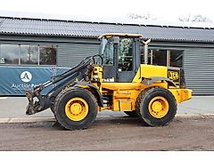JCB 416S